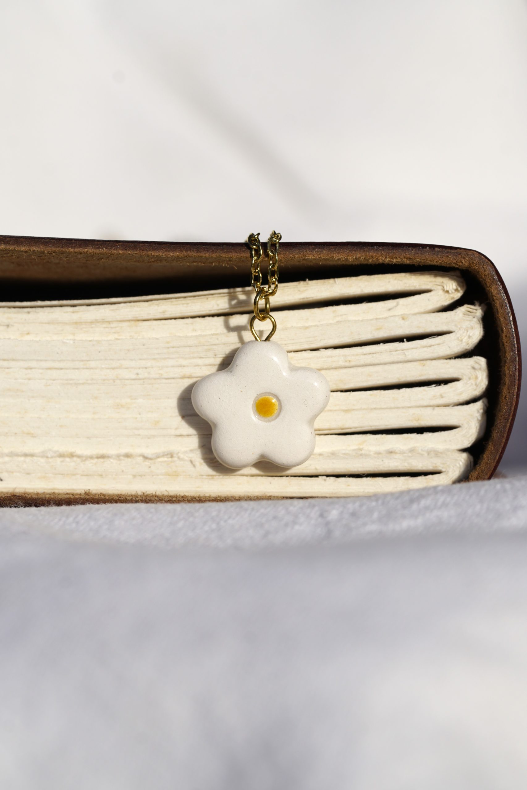 collier_ceramique_fleur_3