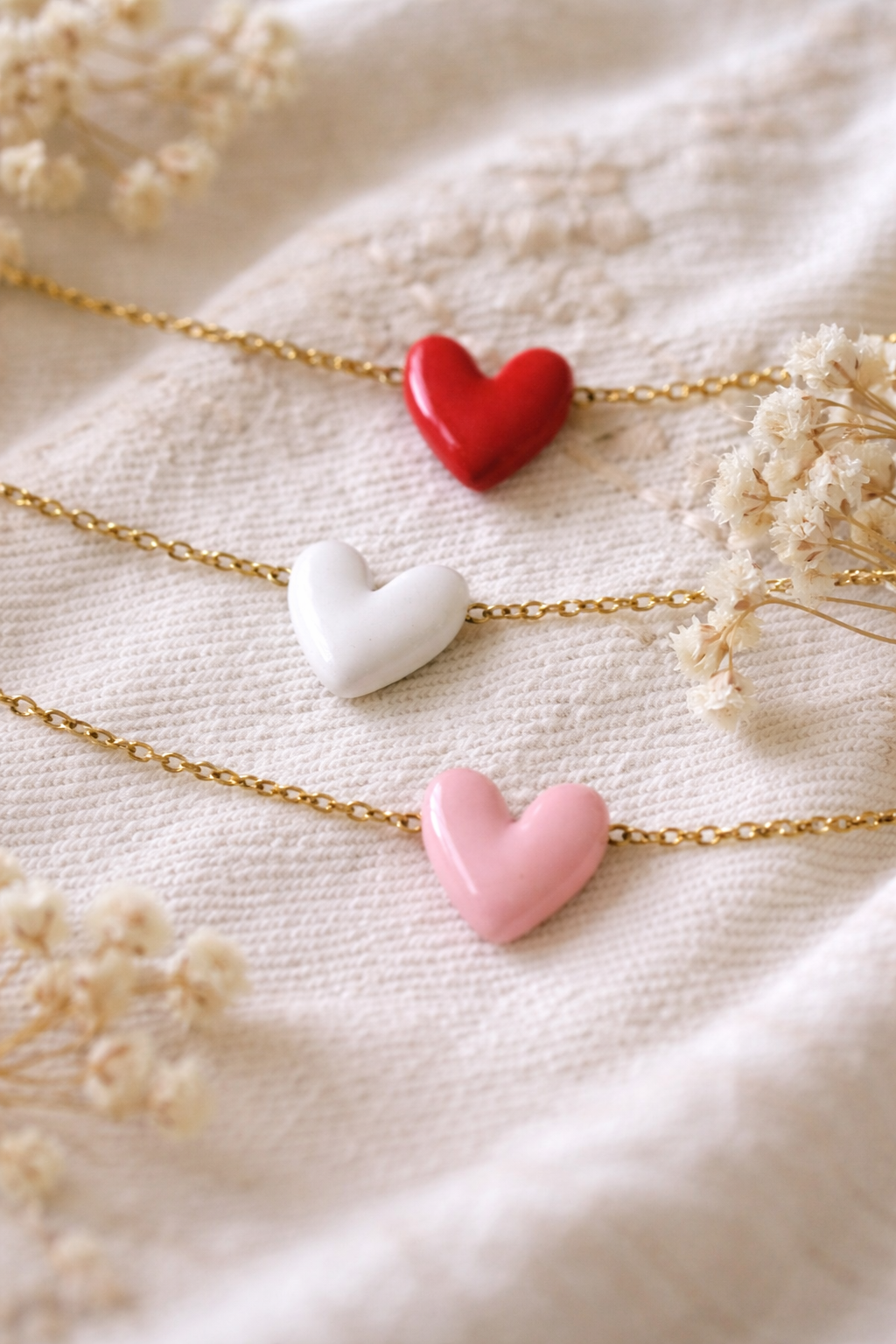 Collier en céramique en forme de cœur